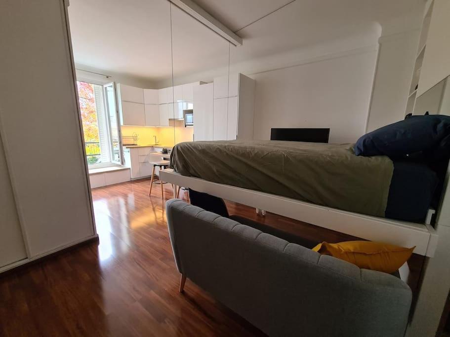 Studio A 2 Pas De La Gare Sartrouville Esterno foto