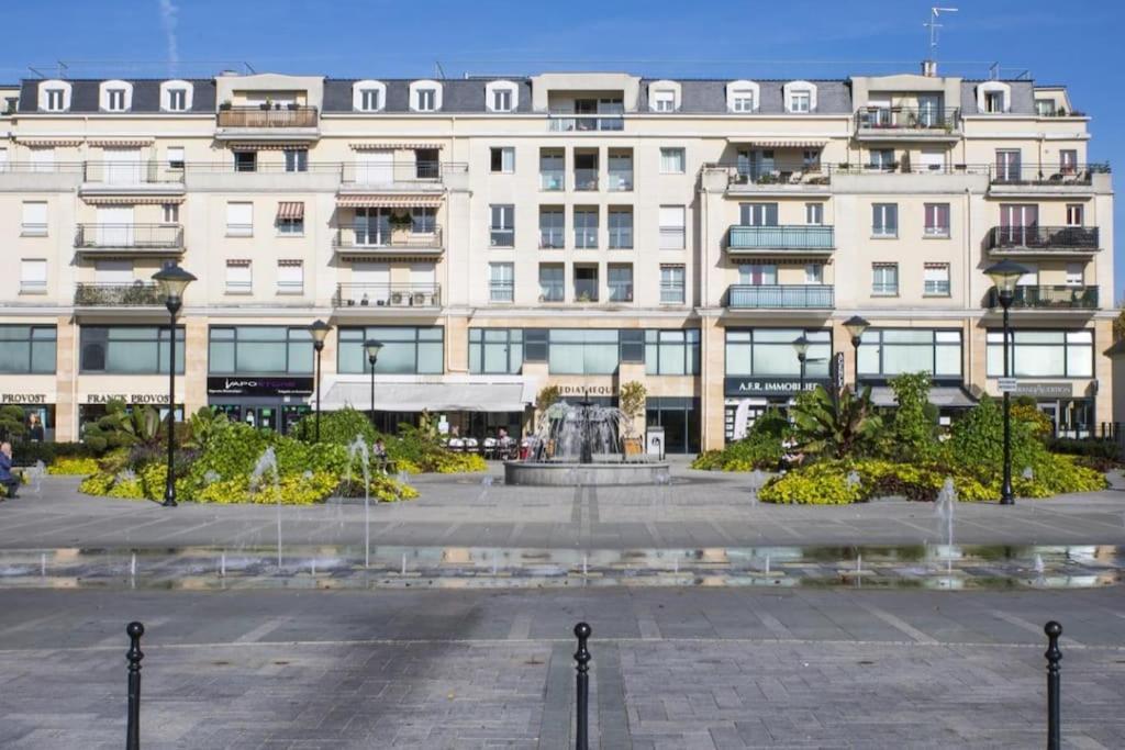 Studio A 2 Pas De La Gare Sartrouville Esterno foto
