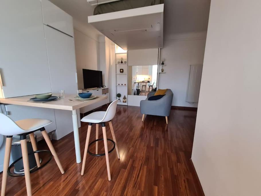 Studio A 2 Pas De La Gare Sartrouville Esterno foto